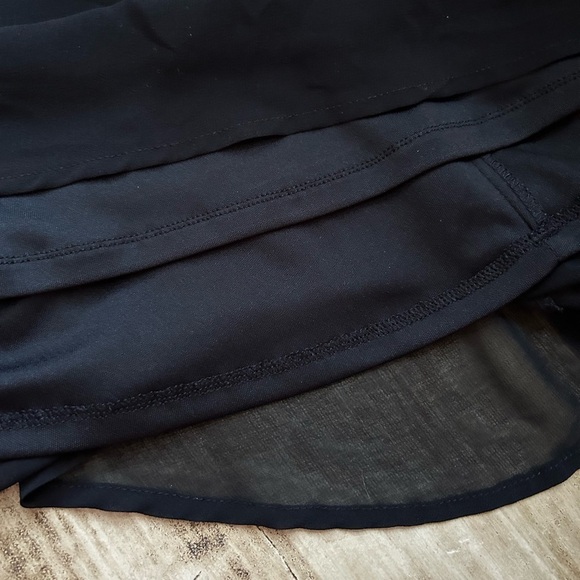 Garage Flowy Dress - Picture 10 of 11